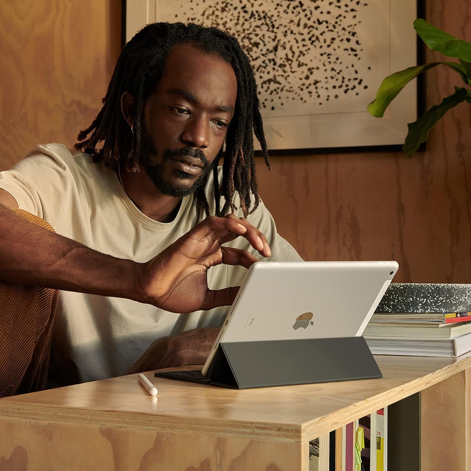 Apple 2021 iPad (10.2-inch, Wi-Fi + Cellular, 64GB) - Space Grey (9th Generation) 8 Apple 2021 iPad (10.2-inch, Wi-Fi + Cellular, 64GB) - Space Grey (9th Generation) - Image 6